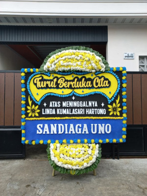 Papan Bunga Duka di Pangururan